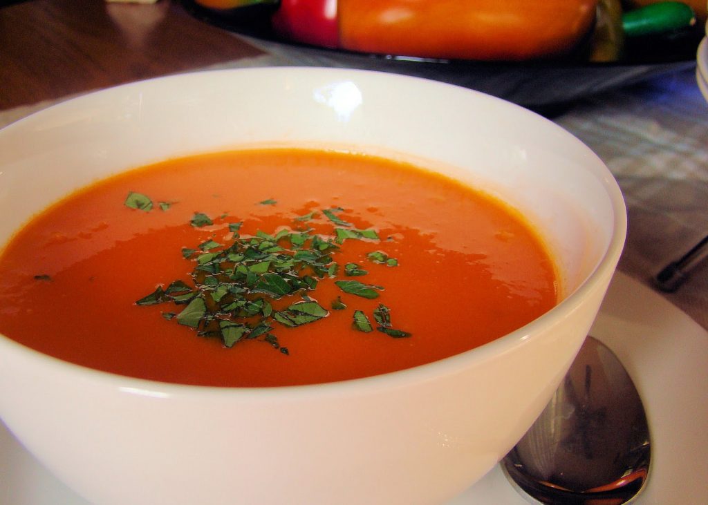 Cómo hacer sopa de tomate