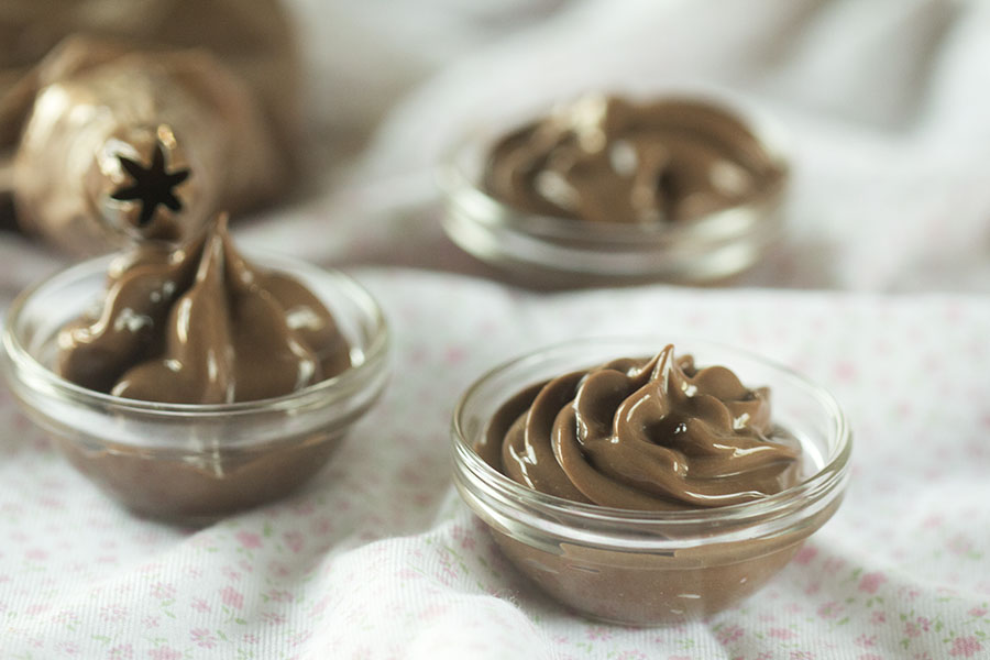 Cómo hacer crema pastelera de chocolate