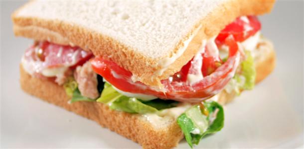 Cómo hacer un sándwich vegetariano