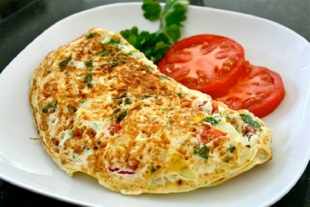 17b8be_omelette-o-tortilla-de-huevo-con-vegetales_h300