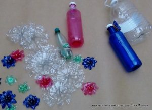 Como hacer llaveros con botellas de plástico 3