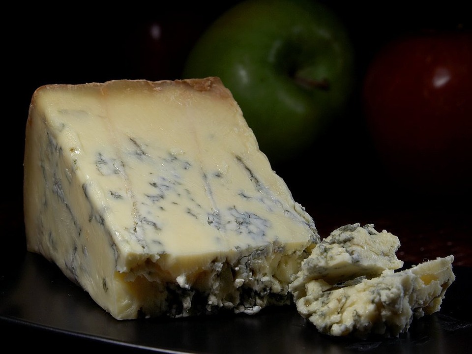 stilton-blue-cheese-3491_960_720