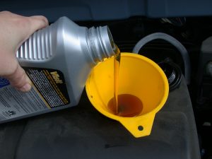Cómo cambiar el aceite de tu vehículo 1