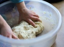 Cómo hacer pan de manzana